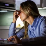 A kék fény sötét oldala